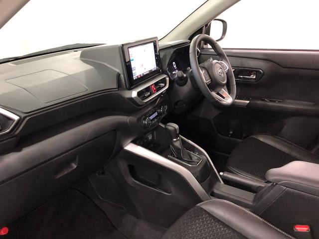 ロッキープレミアム　車検整備付／走行２４１７０キロ／ナビ／ドラレコ１年保証距離無制限　走行距離２４１７０キロ　純正フルセグナビ　パノラマモニター　ドラレコ　純正マット　サイドエアバッグ　ＬＥＤヘッドランプ　アイドリングストップ　シートヒーター　オート格納式ドアミラー（埼玉県）の中古車