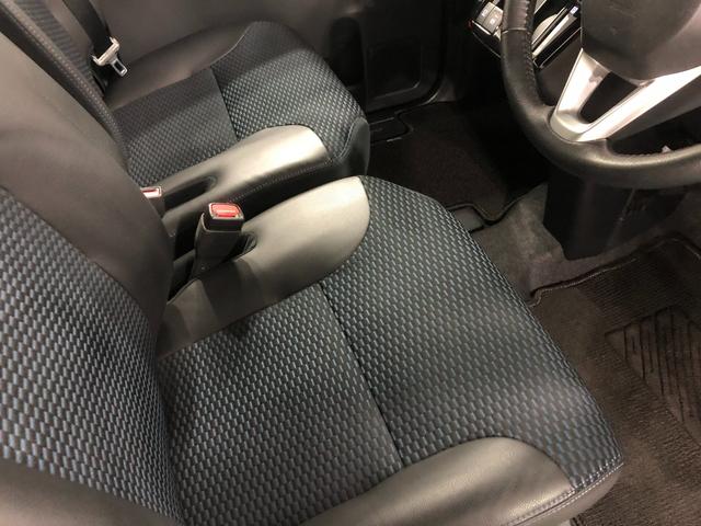 タントカスタムＲＳ　走行３７１２０キロ／新品ナビ／バックカメラ一年保証・走行距離無制限　走行３７１２０キロ　フルセグナビ　ブルートゥース　バックカメラ　クリアランスソナー　オートライト　シートヒーター　両側電動スライドドア（埼玉県）の中古車