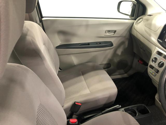 ミライースＬ　走行２５８３５キロ／ワンセグナビ／純正マット１年保証距離無制限　走行距離２５８３５キロ　ワンセグナビ　純正マット　助手席エアバッグ　アイドリングストップ　マニュアルエアコン　キーレスエントリー（埼玉県）の中古車