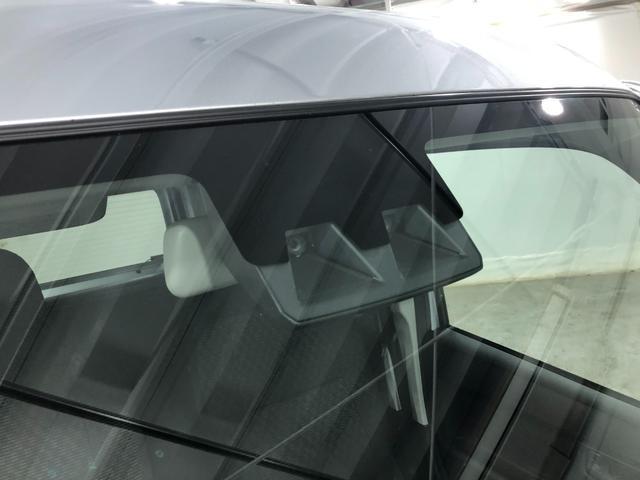 ハイゼットカーゴＤＸ　走行３５キロ／ＦＭＡＭラジオ／オートライト１年保証距離無制限　走行距離３５キロ　ＦＭＡＭラジオ　純正フロアマット　クリアランスソナー　オートライト　両側電動スライドドア　アイドリングストップ　キーレスエントリー（埼玉県）の中古車