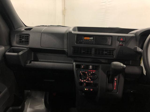 ハイゼットカーゴＤＸ　走行３５キロ／ＦＭＡＭラジオ／オートライト１年保証距離無制限　走行距離３５キロ　ＦＭＡＭラジオ　純正フロアマット　クリアランスソナー　オートライト　両側電動スライドドア　アイドリングストップ　キーレスエントリー（埼玉県）の中古車