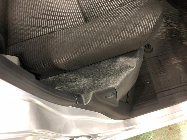 ハイゼットカーゴＤＸ　走行３５キロ／ＦＭＡＭラジオ／オートライト１年保証距離無制限　走行距離３５キロ　ＦＭＡＭラジオ　純正フロアマット　クリアランスソナー　オートライト　両側電動スライドドア　アイドリングストップ　キーレスエントリー（埼玉県）の中古車