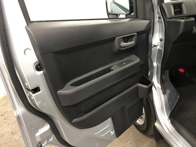ハイゼットカーゴＤＸ　走行３５キロ／ＦＭＡＭラジオ／オートライト１年保証距離無制限　走行距離３５キロ　ＦＭＡＭラジオ　純正フロアマット　クリアランスソナー　オートライト　両側電動スライドドア　アイドリングストップ　キーレスエントリー（埼玉県）の中古車