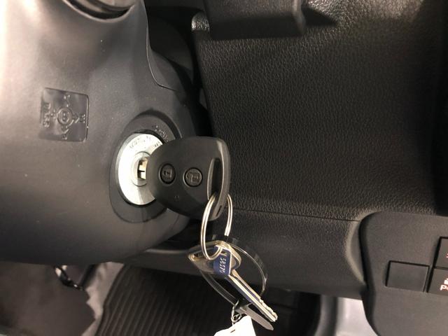 ハイゼットカーゴＤＸ　走行３５キロ／ＦＭＡＭラジオ／オートライト１年保証距離無制限　走行距離３５キロ　ＦＭＡＭラジオ　純正フロアマット　クリアランスソナー　オートライト　両側電動スライドドア　アイドリングストップ　キーレスエントリー（埼玉県）の中古車