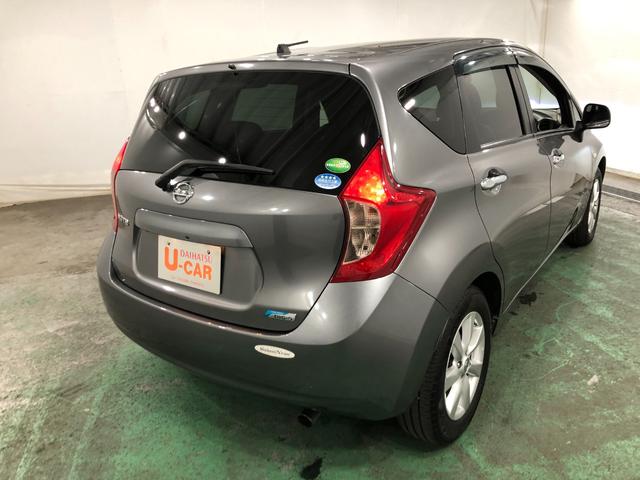 ノートメダリスト　走行６１９１４キロ／ナビ／全周囲カメラ／ＥＴＣ一年保証・走行距離無制限　走行６１９１４キロ　フルセグナビ　ブルートゥース　全周囲カメラ　オートライト　ＨＩＤヘッドライト（埼玉県）の中古車