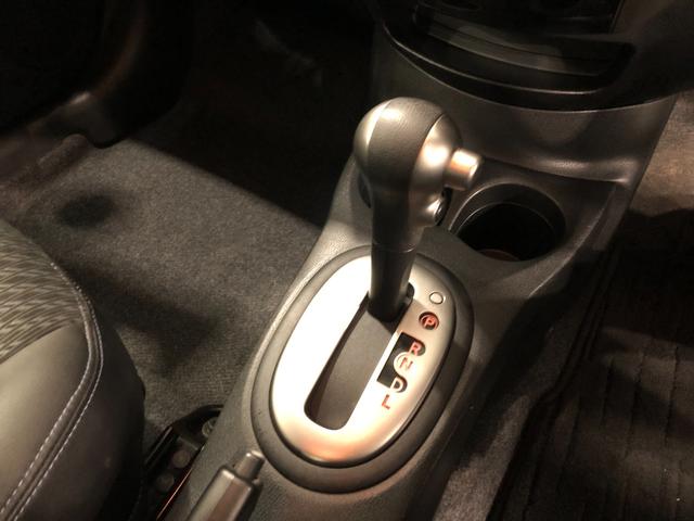 ノートメダリスト　走行６１９１４キロ／ナビ／全周囲カメラ／ＥＴＣ一年保証・走行距離無制限　走行６１９１４キロ　フルセグナビ　ブルートゥース　全周囲カメラ　オートライト　ＨＩＤヘッドライト（埼玉県）の中古車