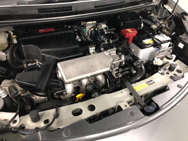 ノートメダリスト　走行６１９１４キロ／ナビ／全周囲カメラ／ＥＴＣ一年保証・走行距離無制限　走行６１９１４キロ　フルセグナビ　ブルートゥース　全周囲カメラ　オートライト　ＨＩＤヘッドライト（埼玉県）の中古車