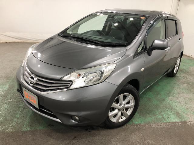 ノートメダリスト　走行６１９１４キロ／ナビ／全周囲カメラ／ＥＴＣ一年保証・走行距離無制限　走行６１９１４キロ　フルセグナビ　ブルートゥース　全周囲カメラ　オートライト　ＨＩＤヘッドライト（埼玉県）の中古車