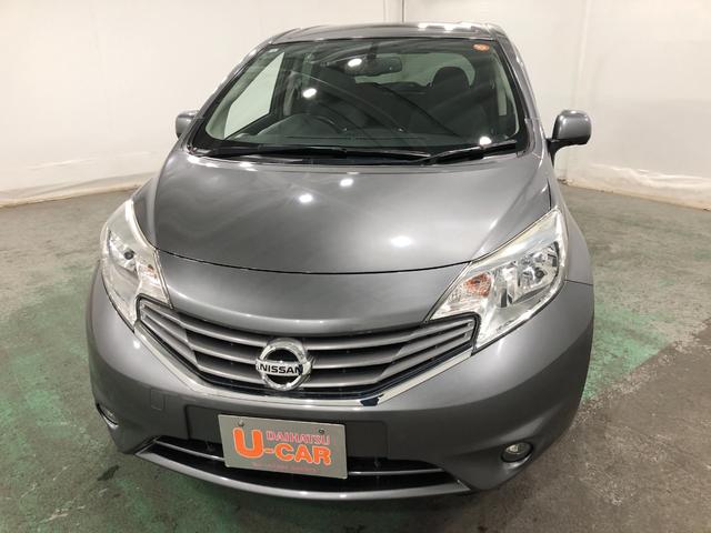 ノートメダリスト　走行６１９１４キロ／ナビ／全周囲カメラ／ＥＴＣ一年保証・走行距離無制限　走行６１９１４キロ　フルセグナビ　ブルートゥース　全周囲カメラ　オートライト　ＨＩＤヘッドライト（埼玉県）の中古車