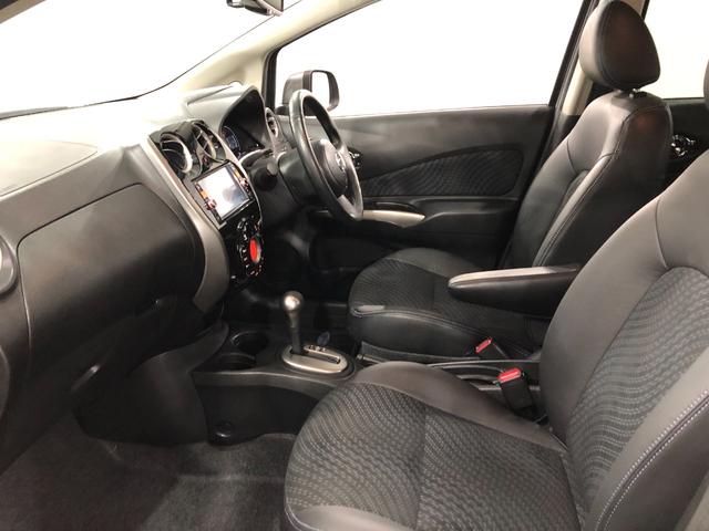 ノートメダリスト　走行６１９１４キロ／ナビ／全周囲カメラ／ＥＴＣ一年保証・走行距離無制限　走行６１９１４キロ　フルセグナビ　ブルートゥース　全周囲カメラ　オートライト　ＨＩＤヘッドライト（埼玉県）の中古車