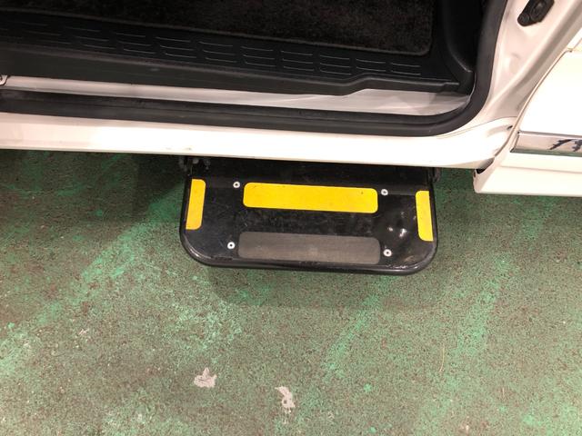 エスクァイアＧｉ　走行３９０７５キロ／ナビ／バックカメラ／オートライト一年保証・走行距離無制限　走行３９０７５キロ　フルセグナビ　バックカメラ　ブルートゥース　ＥＴＣ　オートライト　ＨＩＤヘッドライト　両側電動スライド（埼玉県）の中古車