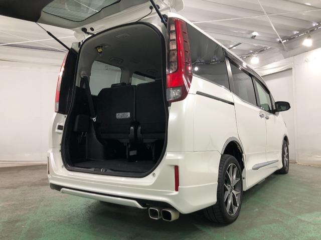 エスクァイアＧｉ　走行３９０７５キロ／ナビ／バックカメラ／オートライト一年保証・走行距離無制限　走行３９０７５キロ　フルセグナビ　バックカメラ　ブルートゥース　ＥＴＣ　オートライト　ＨＩＤヘッドライト　両側電動スライド（埼玉県）の中古車