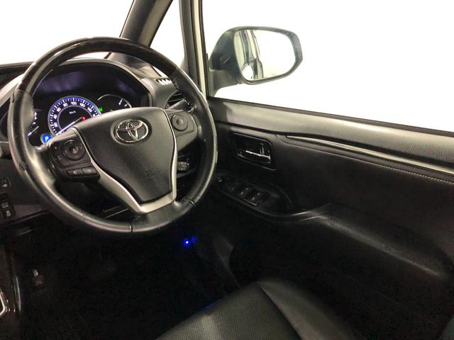 エスクァイアＧｉ　走行３９０７５キロ／ナビ／バックカメラ／オートライト一年保証・走行距離無制限　走行３９０７５キロ　フルセグナビ　バックカメラ　ブルートゥース　ＥＴＣ　オートライト　ＨＩＤヘッドライト　両側電動スライド（埼玉県）の中古車