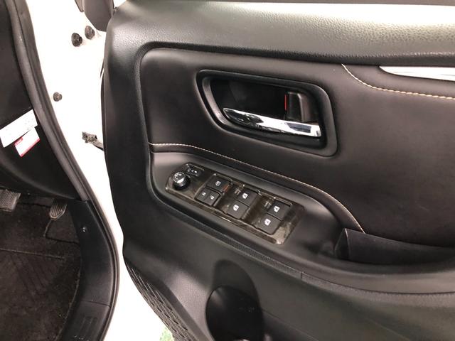 エスクァイアＧｉ　走行３９０７５キロ／ナビ／バックカメラ／オートライト一年保証・走行距離無制限　走行３９０７５キロ　フルセグナビ　バックカメラ　ブルートゥース　ＥＴＣ　オートライト　ＨＩＤヘッドライト　両側電動スライド（埼玉県）の中古車