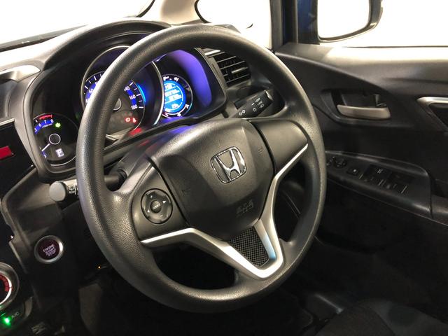 フィット１３Ｇ・Ｆパッケージ　車検整備付／走行２３７６８キロ／ナビ１年保証距離無制限　走行距離２３７６８キロ　車検整備付　ワンセグナビ　バックカメラ　ブルートゥース　純正マット　サイドエアバッグ　電動格納式ドアミラー（埼玉県）の中古車