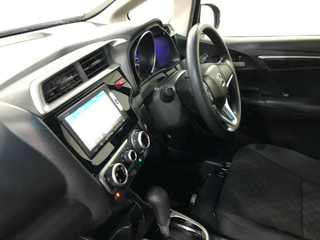 フィット１３Ｇ・Ｆパッケージ　車検整備付／走行２３７６８キロ／ナビ１年保証距離無制限　走行距離２３７６８キロ　車検整備付　ワンセグナビ　バックカメラ　ブルートゥース　純正マット　サイドエアバッグ　電動格納式ドアミラー（埼玉県）の中古車