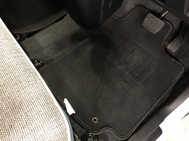 ムーヴキャンバスストライプスＧ　走行２３５８キロ／シートヒーター／ＬＥＤ１年保証距離無制限　走行距離２３５８キロ　ＵＳＢソケット　マット　サイドエアバッグ　ＬＥＤヘッドランプ　アイドリングストップ　シートヒーター　両側電動スライドドア　オート格納式ドアミラー　キーフリー（埼玉県）の中古車