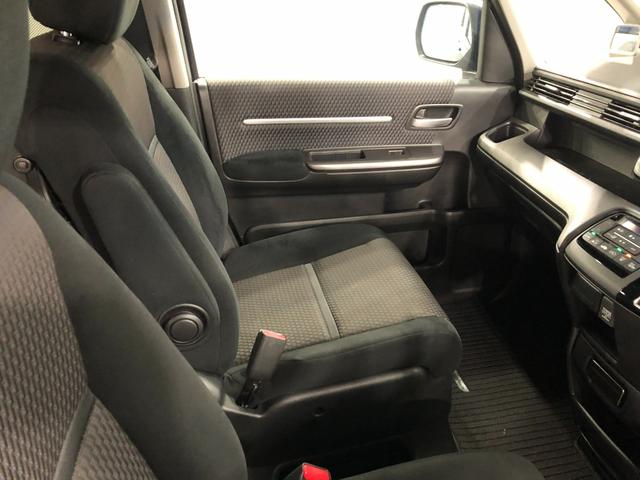 ステップワゴンスパーダスパーダ　走行６５３０７キロ／フルセグナビ／後席モニター１年保証距離無制限　走行距離６５３０７キロ　フルセグナビ　バックカメラ　ブルートゥース　後席モニター　純正マット　サイドエアバッグ　ＬＥＤヘッドランプ　両側電動スライドドア　プッシュボタンスタート（埼玉県）の中古車