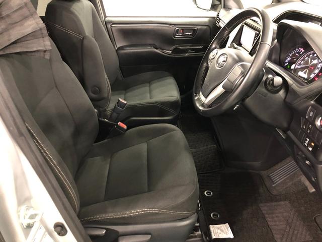 エスクァイアXi 軽雹害/走行34035キロ/ワンセグナビ/バックカメラ1年保証距離無制限 走行距離34035キロ ワンセグナビ バックカメラ ブルートゥース 純正マット オートライト LEDヘッドランプ 片側電動スライドドア プッシュボタンスタート(埼玉県)の中古車