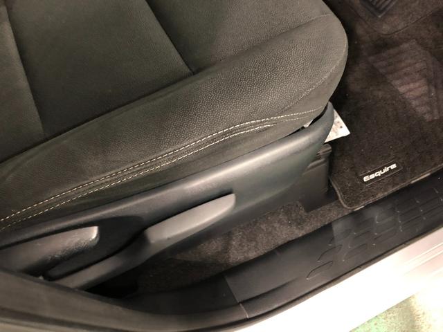 エスクァイアXi 軽雹害/走行34035キロ/ワンセグナビ/バックカメラ1年保証距離無制限 走行距離34035キロ ワンセグナビ バックカメラ ブルートゥース 純正マット オートライト LEDヘッドランプ 片側電動スライドドア プッシュボタンスタート(埼玉県)の中古車