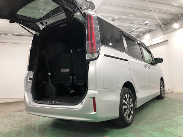 エスクァイアXi 軽雹害/走行34035キロ/ワンセグナビ/バックカメラ1年保証距離無制限 走行距離34035キロ ワンセグナビ バックカメラ ブルートゥース 純正マット オートライト LEDヘッドランプ 片側電動スライドドア プッシュボタンスタート(埼玉県)の中古車