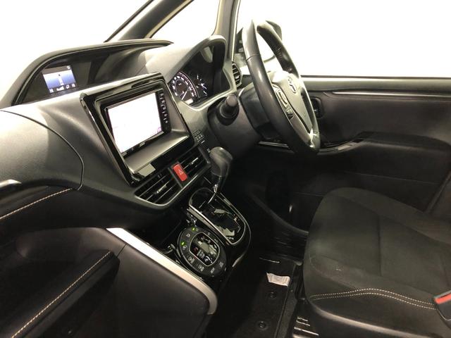 エスクァイアXi 軽雹害/走行34035キロ/ワンセグナビ/バックカメラ1年保証距離無制限 走行距離34035キロ ワンセグナビ バックカメラ ブルートゥース 純正マット オートライト LEDヘッドランプ 片側電動スライドドア プッシュボタンスタート(埼玉県)の中古車