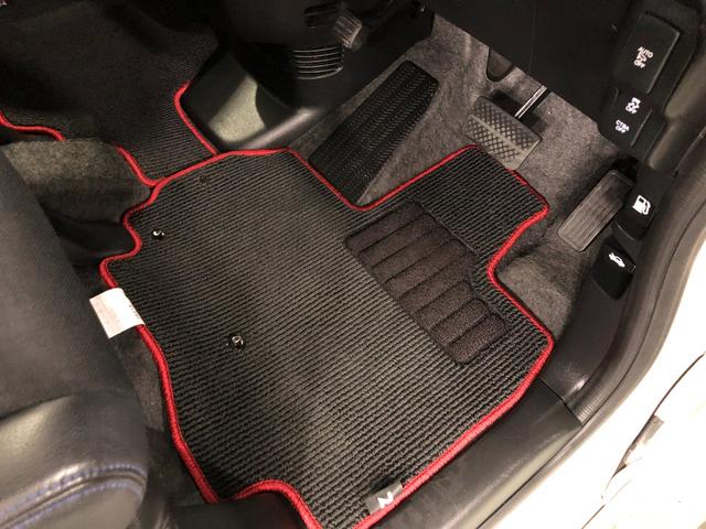 Ｎ−ＢＯＸカスタムＧ　ターボＳＳブラックスタイルパッケージ　ナビ／ドラレコ１年保証距離無制限　走行距離５２４９６キロ　フルセグナビ　バックカメラ　ブルートゥース　ドラレコ　純正マット　サイドエアバッグ　ＬＥＤヘッドランプ　シートヒーター　両側電動スライドドア　キーフリー（埼玉県）の中古車