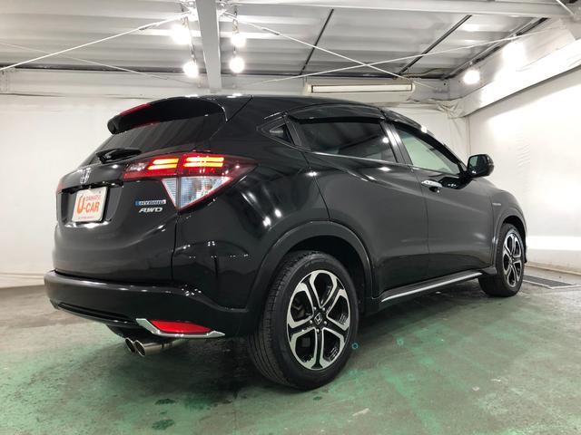 ヴェゼルハイブリッドＺ・ホンダセンシング　走行４２８６１キロ／ナビ１年保証距離無制限　走行距離４２８６１キロ　フルセグナビ　バックカメラ　ブルートゥース　純正マット　サイドエアバッグ　ＬＥＤヘッドランプ　シートヒーター　プッシュボタンスタート（埼玉県）の中古車