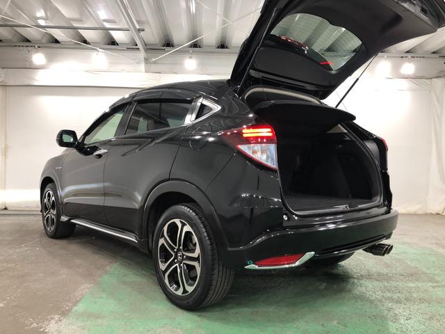 ヴェゼルハイブリッドＺ・ホンダセンシング　走行４２８６１キロ／ナビ１年保証距離無制限　走行距離４２８６１キロ　フルセグナビ　バックカメラ　ブルートゥース　純正マット　サイドエアバッグ　ＬＥＤヘッドランプ　シートヒーター　プッシュボタンスタート（埼玉県）の中古車