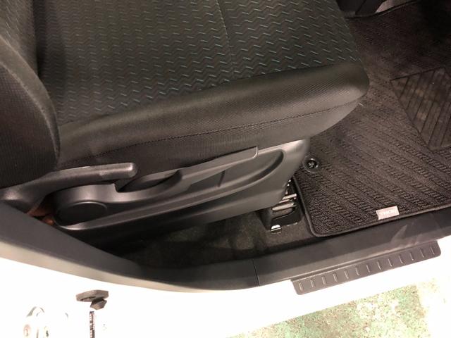 トールカスタムＧ　ターボ　走行２７８８５キロ／ＬＥＤヘッドライト一年保証・走行距離無制限　走行２７８８５キロ　クリアランスソナー　オートライト　ＬＥＤヘッドライト　両側電動スライドドア（埼玉県）の中古車