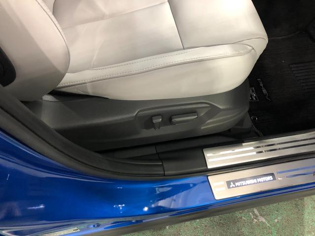 エクリプスクロスPHEVP 走行8998キロ/4WD/ナビ/全周囲カメラ/ETC一年保証・走行距離無制限 走行8998キロ フルセグナビ ブルートゥース 全周囲カメラ サイドエアバック クリアランスソナー オートライト LEDヘッドライト シートヒーター(埼玉県)の中古車