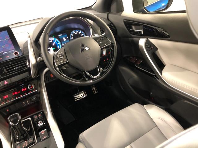 エクリプスクロスPHEVP 走行8998キロ/4WD/ナビ/全周囲カメラ/ETC一年保証・走行距離無制限 走行8998キロ フルセグナビ ブルートゥース 全周囲カメラ サイドエアバック クリアランスソナー オートライト LEDヘッドライト シートヒーター(埼玉県)の中古車