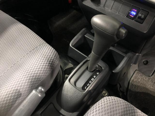 ハイゼットトラックジャンボ　走行９５９２１キロ／ＣＤチューナー／純正マット１年保証距離無制限　走行距離９５９２１キロ　ＣＤチューナー　純正カーペットマット　助手席エアバッグ　ＵＳＢソケット　荷台作業灯（埼玉県）の中古車