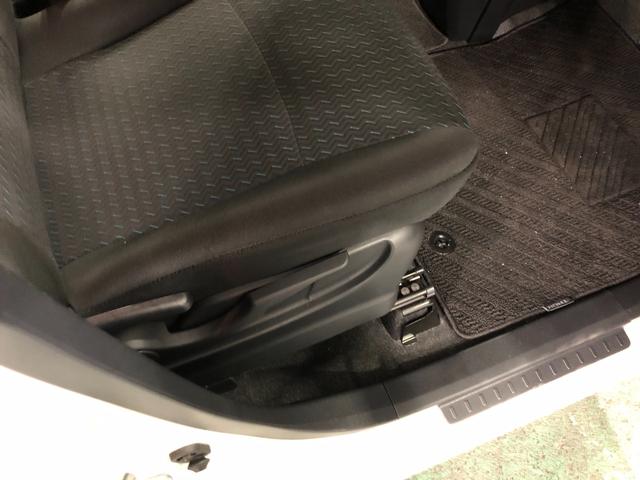 トールカスタムG ターボ 走行32904キロ/クリアランスソナー一年保証・走行距離無制限 走行32904キロ クリアランスソナー オートマチックハイビーム オートライト LEDヘッドライト ベンチシート 両側電動スライドドア(埼玉県)の中古車