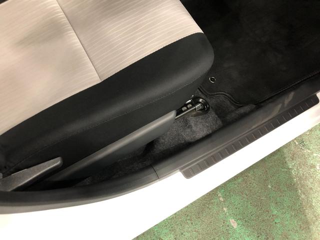 ミライースＬ　ＳＡIII走行２３９４キロ／クリアランスソナー一年保証・走行距離無制限　走行２３９４キロ　助手席エアバック　クリアランスソナー　オートマチックハイビーム　オートライト　アイドリングストップ（埼玉県）の中古車