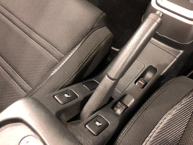 コペンローブ　走行３８３６２キロ／タイヤ４本交換／ナビ一年保証・走行距離無制限　走行３８３６２キロ　フルセグナビ　ブルートゥース　オートライト　ＬＥＤヘッドライト　アイドリングストップ（埼玉県）の中古車