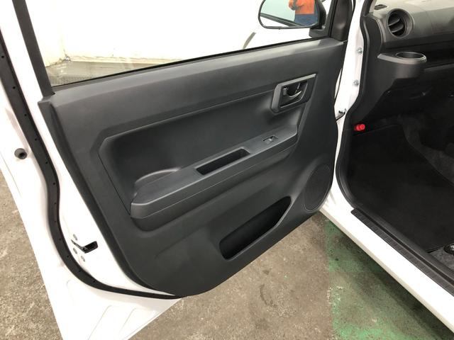 ミライースL SAIII 走行2258キロ/オートライト/マット1年保証距離無制限 走行距離2258キロ マット 助手席エアバッグ オートマチックハイビーム オートライト アイドリングストップ キーレス(埼玉県)の中古車