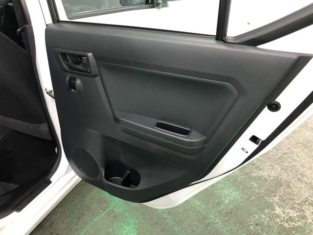 ミライースＬ　ＳＡIII　走行８８３９キロ／オートライト／マット１年保証距離無制限　走行距離８８３９キロ　マット　助手席エアバッグ　クリアランスソナー　オートライト　アイドリングストップ　スマートアシスト３　キーレスエントリー（埼玉県）の中古車