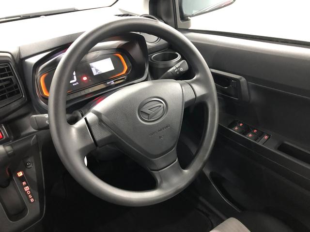 ミライースＬ　ＳＡIII　走行２３２５キロ／オートライト／マット１年保証距離無制限　走行距離２３２５キロ　マット　助手席エアバッグ　クリアランスソナー　オートライト　アイドリングストップ　スマートアシスト３　キーレスエントリー（埼玉県）の中古車