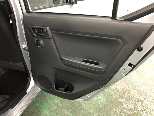 ミライースＬ　ＳＡIII　走行３３２３キロ／オートライト／マット１年保証距離無制限　走行距離３３２３キロ　マット　助手席エアバッグ　クリアランスソナー　オートライト　アイドリングストップ　スマートアシスト３　キーレスエントリー　マニュアルエアコン（埼玉県）の中古車