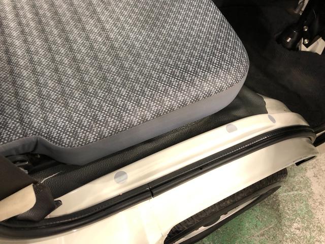 ハイゼットトラックエアコン・パワステ　スペシャル一年保証・走行距離無制限　走行３６７９９キロ　４ＷＤ　オートマ　ＡＭＦＭラジオ　エアコン　パワステ　ゲートプロテクター　荷台マット（埼玉県）の中古車