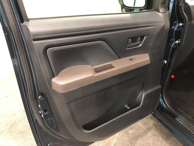 トールＸ　走行７７９６キロ／フルセグナビ／バックカメラ／純正マット１年保証距離無制限　走行距離７７９６キロ　フルセグナビ　バックカメラ　ブルートゥース　純正マット　オートライト　アイドリングストップ　片側電動スライドドア　オート格納式ドアミラー　キーフリー（埼玉県）の中古車