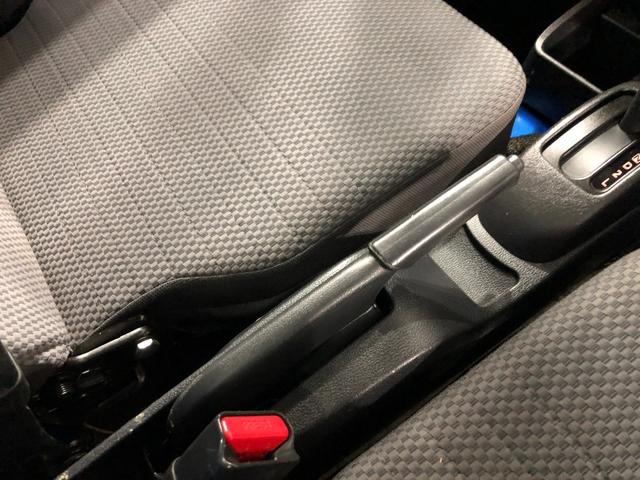 ハイゼットトラックEXT 4WD/走行28695キロ/CDチューナ/荷台作業灯1年保証距離無制限 走行距離28695キロ 4WD CDチューナー 純正フロアマット 荷台作業灯 キーレスエントリー 電動ウインドウ(埼玉県)の中古車