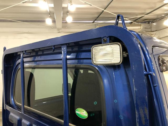 ハイゼットトラックEXT 4WD/走行28695キロ/CDチューナ/荷台作業灯1年保証距離無制限 走行距離28695キロ 4WD CDチューナー 純正フロアマット 荷台作業灯 キーレスエントリー 電動ウインドウ(埼玉県)の中古車