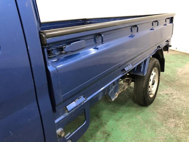 ハイゼットトラックEXT 4WD/走行28695キロ/CDチューナ/荷台作業灯1年保証距離無制限 走行距離28695キロ 4WD CDチューナー 純正フロアマット 荷台作業灯 キーレスエントリー 電動ウインドウ(埼玉県)の中古車