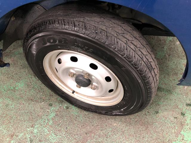 ハイゼットトラックEXT 4WD/走行28695キロ/CDチューナ/荷台作業灯1年保証距離無制限 走行距離28695キロ 4WD CDチューナー 純正フロアマット 荷台作業灯 キーレスエントリー 電動ウインドウ(埼玉県)の中古車