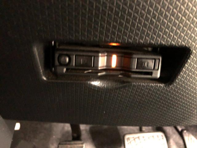 タントX 走行27534キロ/純正ナビ/バックカメラ/ドラレコ1年保証距離無制限 走行距離27534キロ 純正フルセグナビ バックカメラ ドラレコ 純正マット サイドエアバッグ LEDヘッドランプ アイドリングストップ シートヒーター 片側電動スライドドア(埼玉県)の中古車