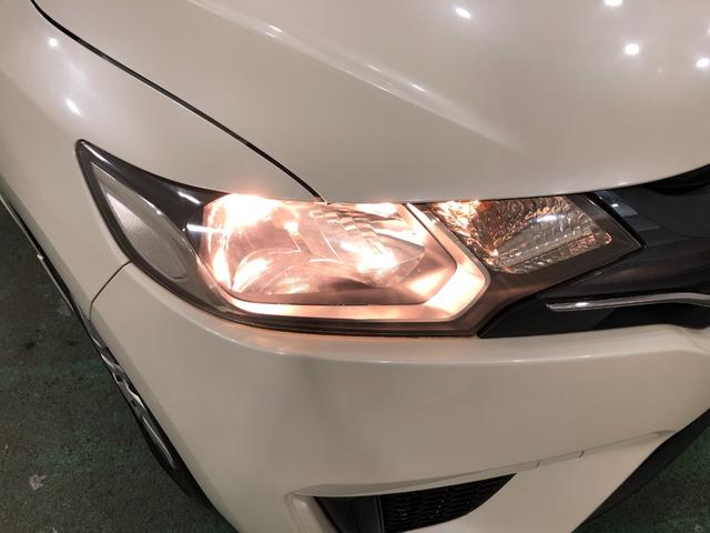 フィット13G・Fパッケージ走行14719キロ/CDチューナー一年保証・走行距離無制限走行14719キロ 助手席エアバック 純正カーペットマット サイドエアバック CDチューナー キーフリー(埼玉県)の中古車