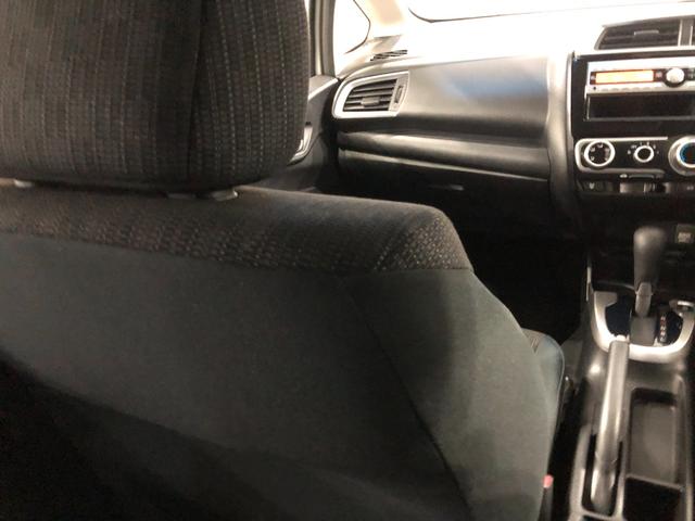 フィット13G・Fパッケージ走行14719キロ/CDチューナー一年保証・走行距離無制限走行14719キロ 助手席エアバック 純正カーペットマット サイドエアバック CDチューナー キーフリー(埼玉県)の中古車