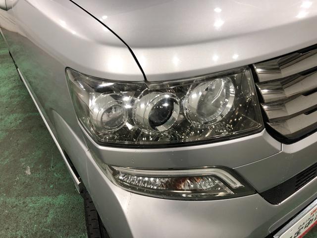 Ｎ−ＢＯＸ＋カスタムＧ・ターボＡパッケージ　走行４９７８９キロ／ナビ／後席モニタ一年保証・走行距離無制限走行４９７８９キロ　フルセグナビ　ブルートゥース　バックカメラ　後席モニター　サイドエアバック　ＨＩＤヘッドライト　ベンチシート　両側電動スライドドア（埼玉県）の中古車